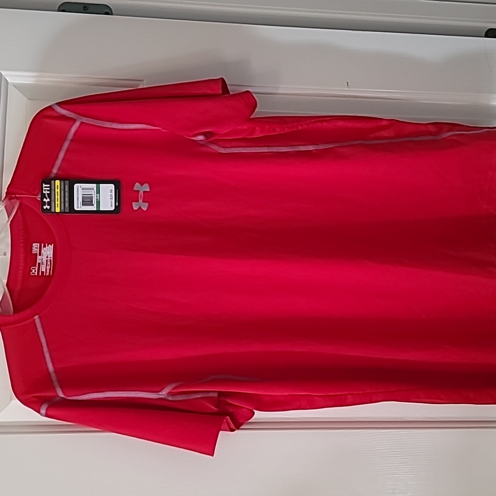 Under armour fitted large NEW heat gear